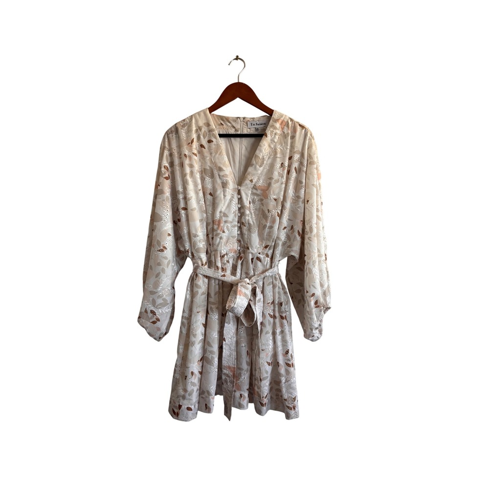 En Saison Womens Leaf Print Eyelet Mini Dress Cream Tan V-Neck Belted Size M